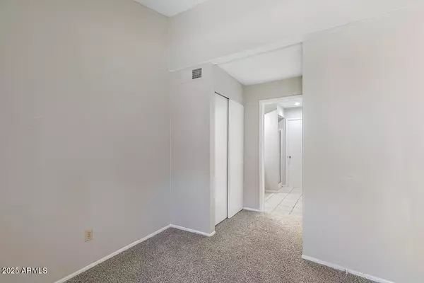 Glendale, AZ 85301,4608 W MARYLAND Avenue #122