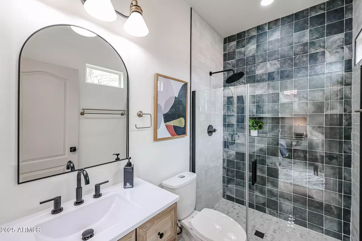 Mesa, AZ 85208,859 S Bristol --