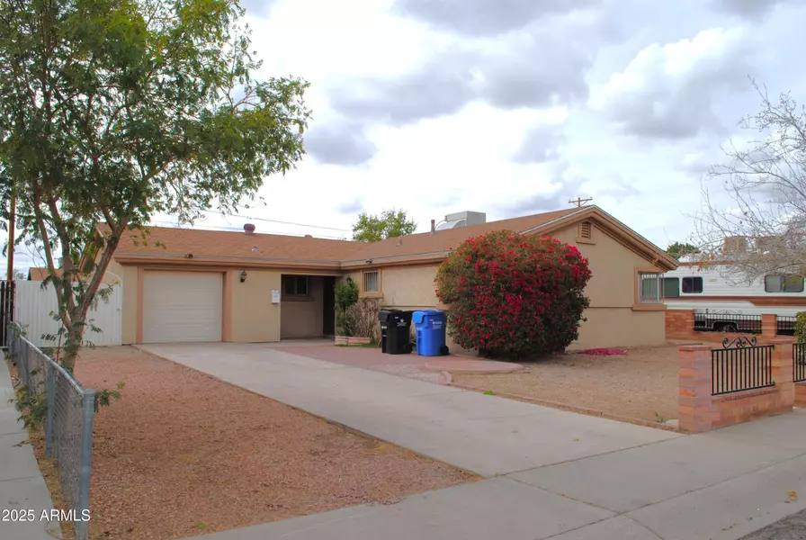 3822 N 48TH Drive, Phoenix, AZ 85031