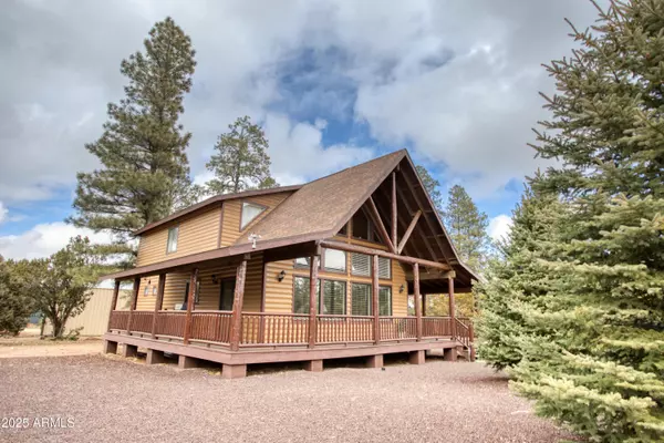 2010 CHRISTMAS PINE Road, Overgaard, AZ 85933