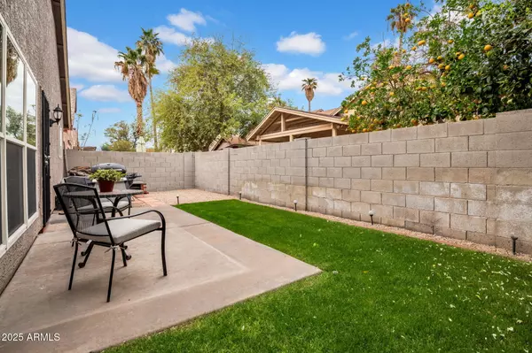 430 E UTOPIA Road Phoenix, AZ 85024