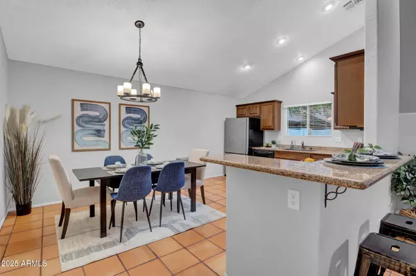 430 E UTOPIA Road Phoenix, AZ 85024