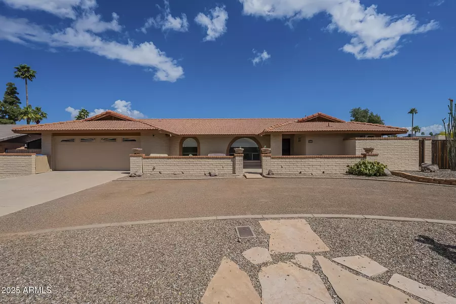 218 E CARIBBEAN Lane, Phoenix, AZ 85022