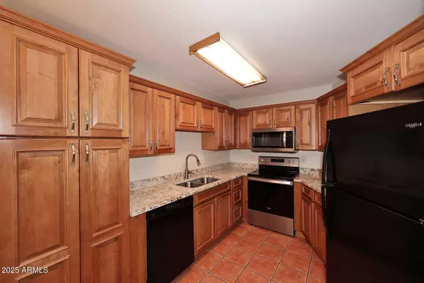 Scottsdale, AZ 85257,8625 E BELLEVIEW Place #1012