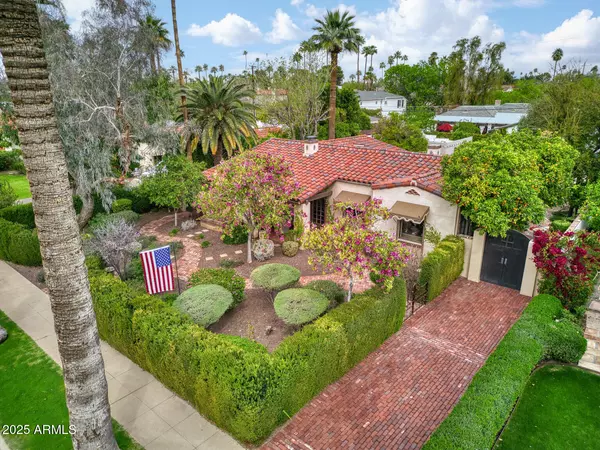 910 W PALM Lane, Phoenix, AZ 85007