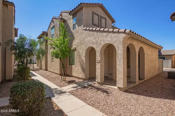 5472 W FULTON Street, Phoenix, AZ 85043