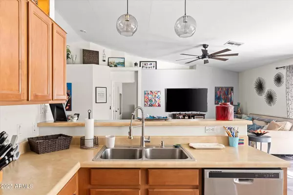 San Tan Valley, AZ 85140,4945 E SHAPINSAY Drive
