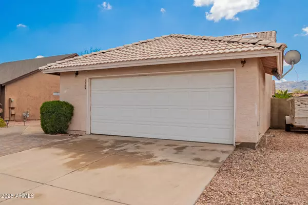 Phoenix, AZ 85042,1729 E CARTER Road