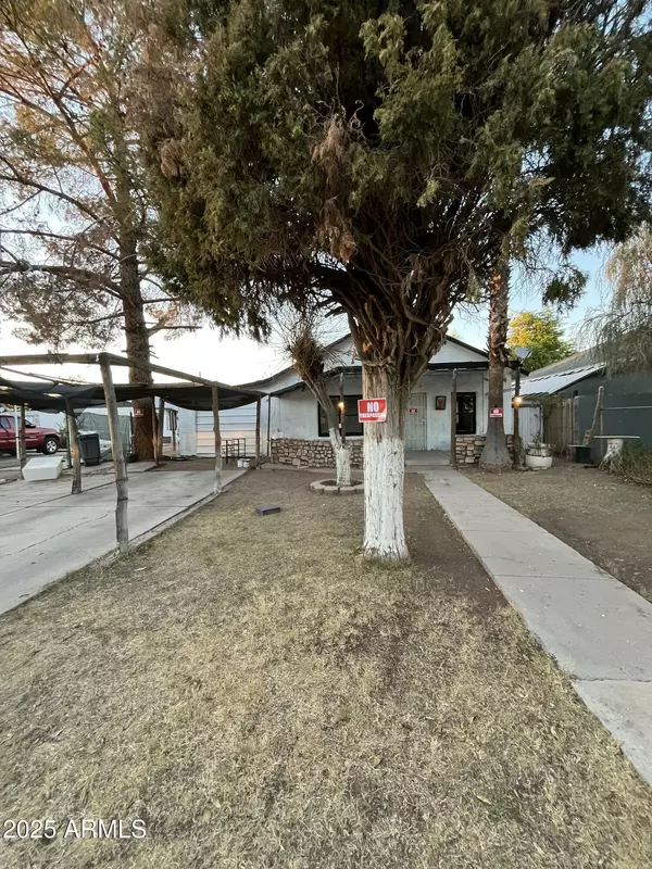 110 W WASHINGTON Avenue, Gilbert, AZ 85233