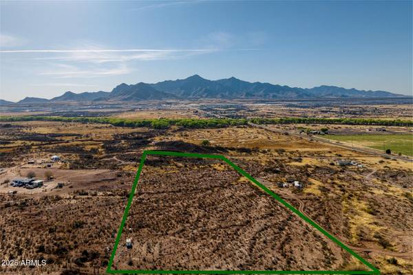Hereford, AZ 85615,S Paloma Trail #26