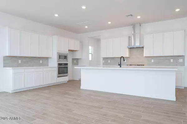 San Tan Valley, AZ 85140,1923 E Empeltre Road