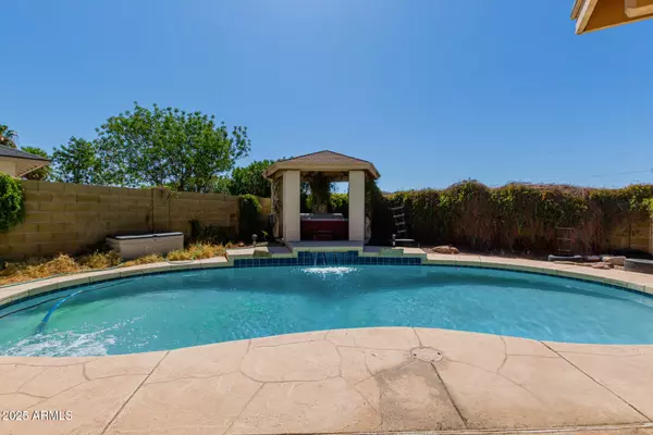 Mesa, AZ 85213,2435 E KENWOOD Circle