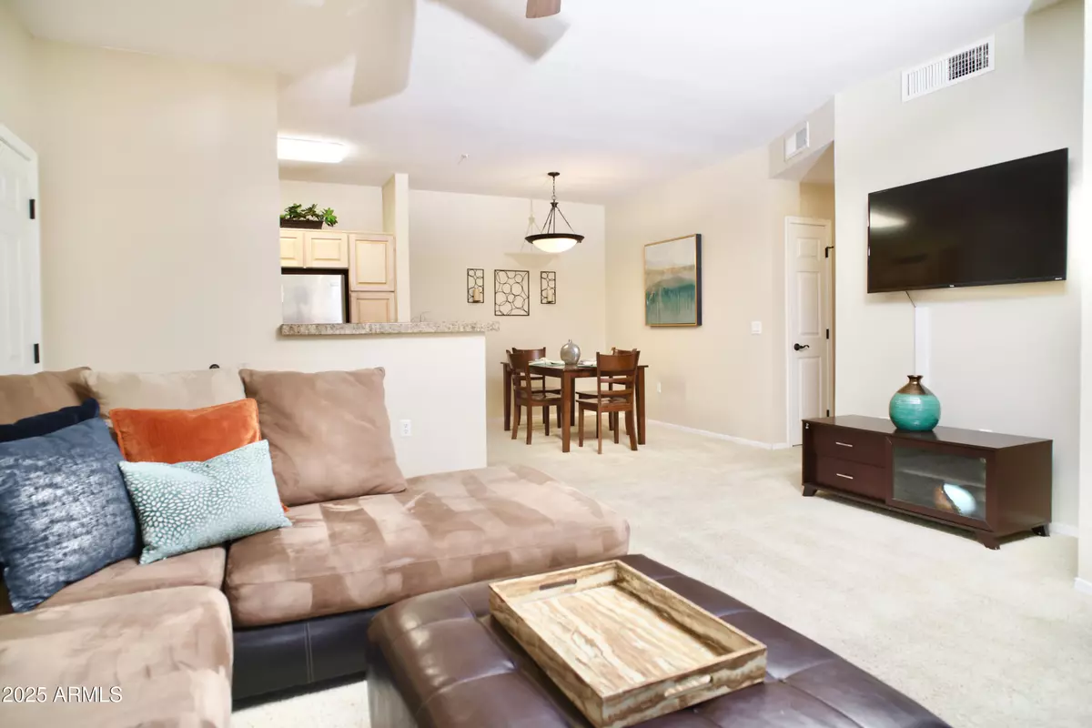 Tucson, AZ 85737,1500 E PUSCH WILDERNESS Drive #4106