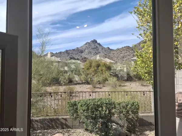 Phoenix, AZ 85016,3120 E SQUAW PEAK Circle