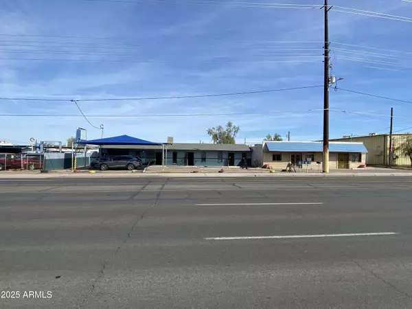1324 E BROADWAY Road, Phoenix, AZ 85040