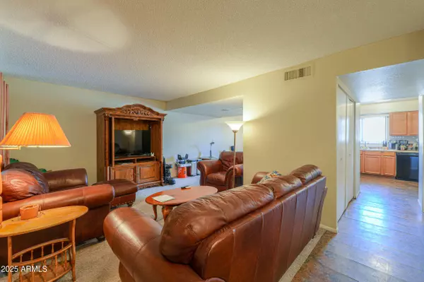 Tempe, AZ 85283,6410 S LA CORTA Drive