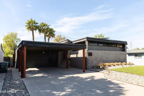 Phoenix, AZ 85013,3126 N 6TH Avenue