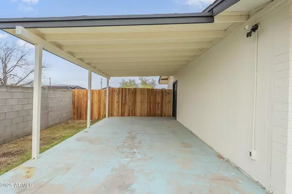 Mesa, AZ 85207,562 N 104TH Street