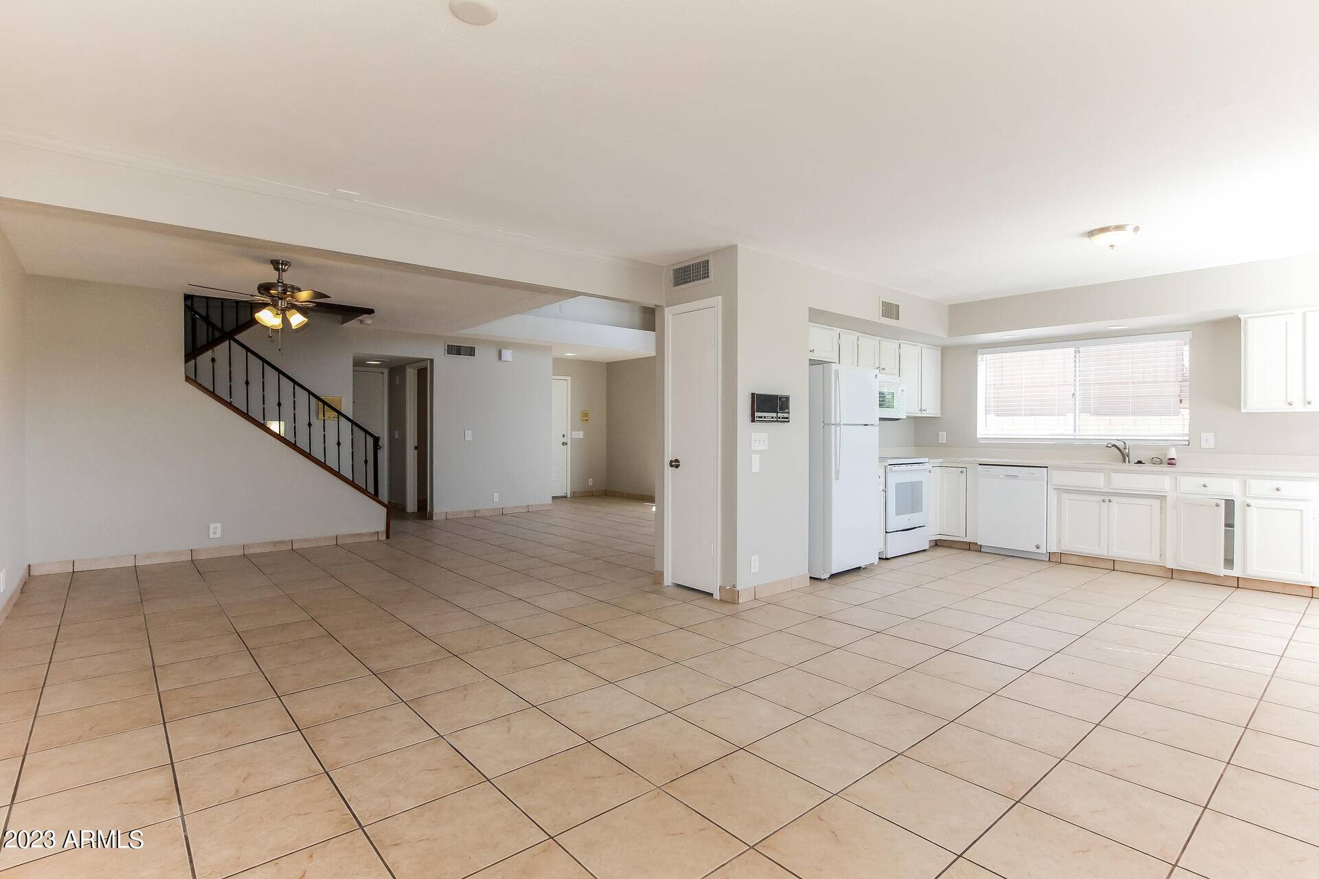 Phoenix, AZ 85022,1609 E VILLA MARIA Drive