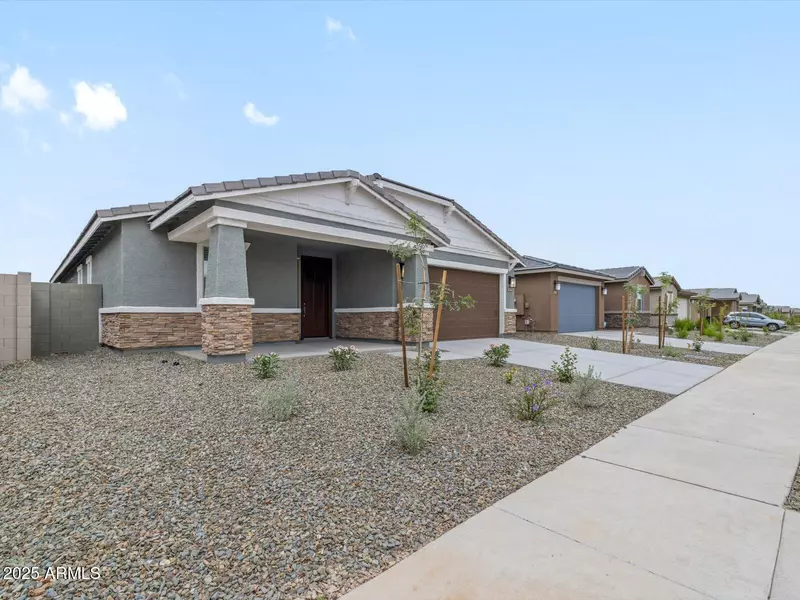 16076 W EL CORTEZ Place, Surprise, AZ 85387