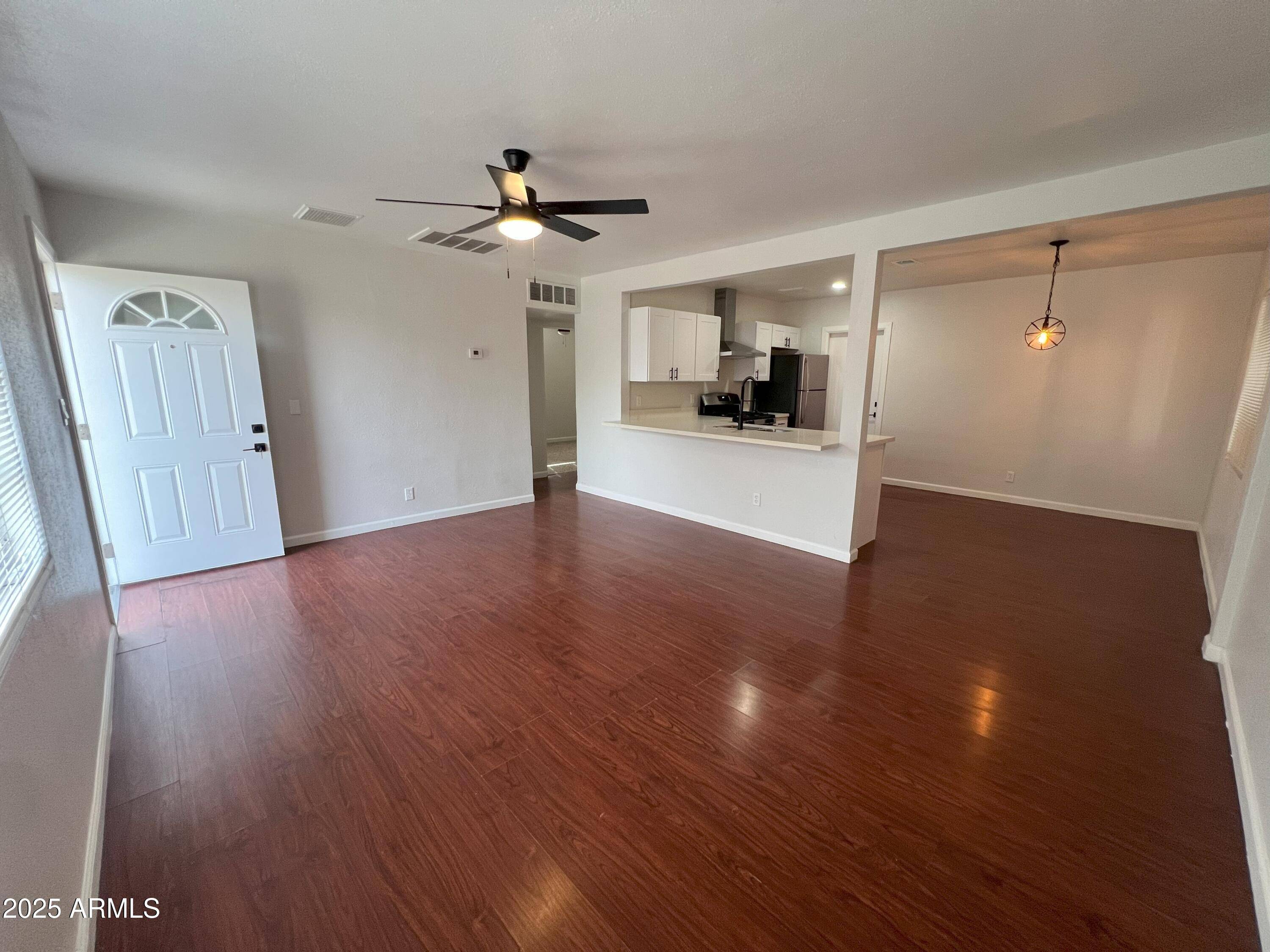 Phoenix, AZ 85008,3037 E BRILL Street