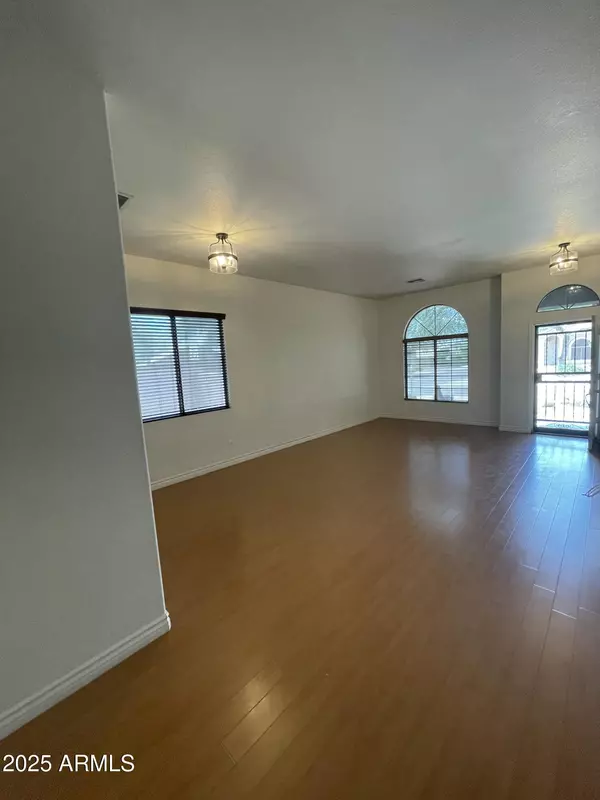 Phoenix, AZ 85050,26201 N 47TH Place