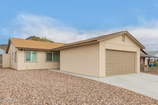 Phoenix, AZ 85020,9105 N 13TH Street