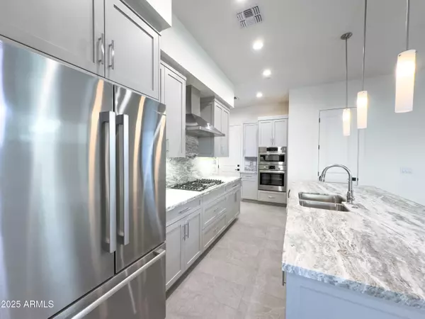 Carefree, AZ 85377,1 EASY Street #11