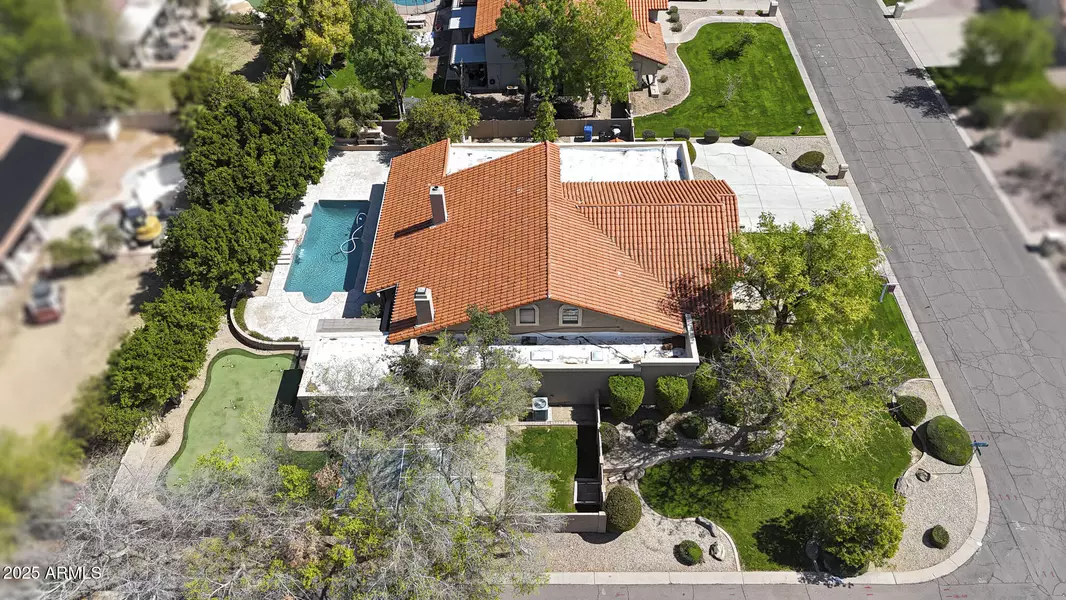 1530 E JEANINE Drive, Tempe, AZ 85284