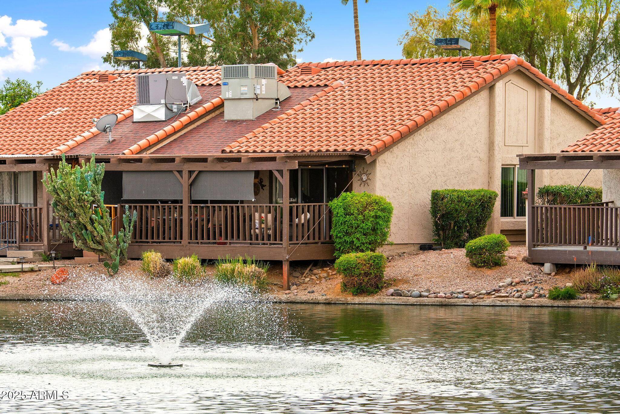 672 LEISURE WORLD --, Mesa, AZ 85206