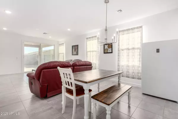 Buckeye, AZ 85326,1971 S 241st Drive