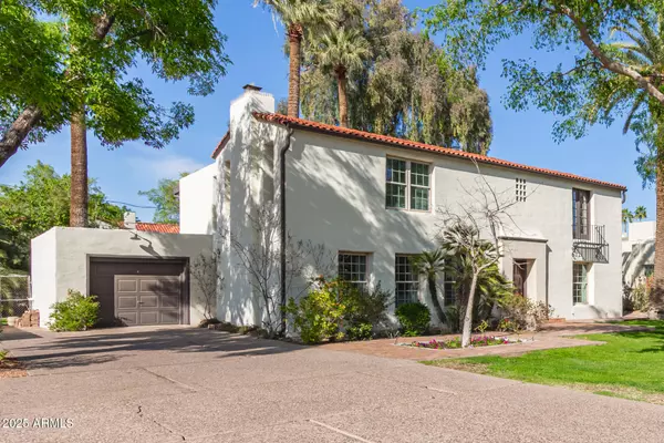 Phoenix, AZ 85012,374 E VERDE Lane