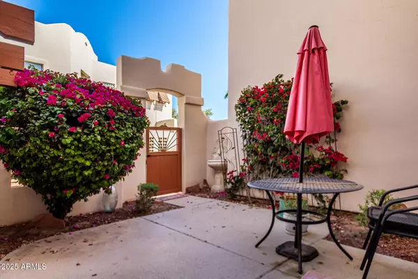 Chandler, AZ 85224,333 N PENNINGTON Drive #15
