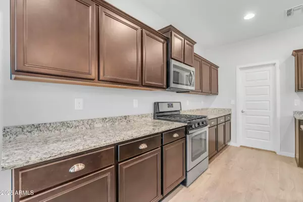 San Tan Valley, AZ 85140,696 W GLEN CANYON Drive
