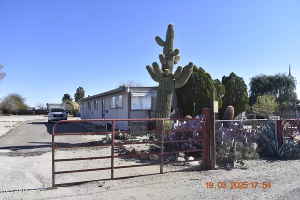 Salome, AZ 85348,64678 HARCUVAR Drive