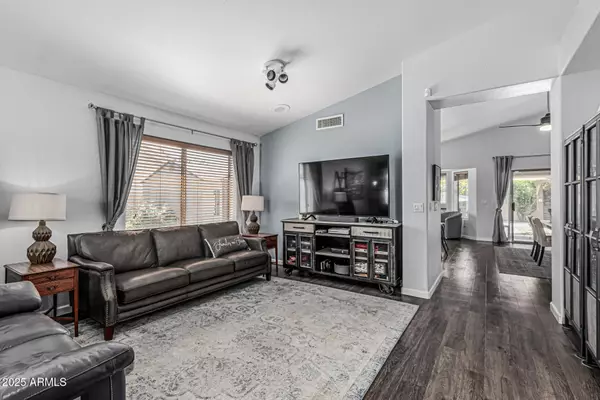 Phoenix, AZ 85044,4665 E GOLDFINCH GATE Lane