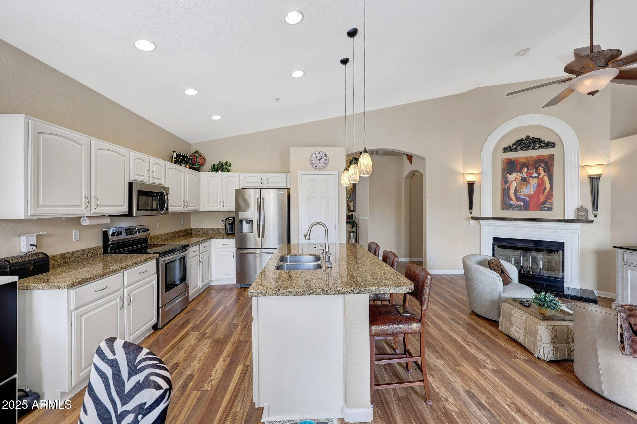 9706 E SHEENA Drive, Scottsdale, AZ 85260
