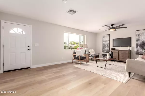 Phoenix, AZ 85015,2408 W Flower Street