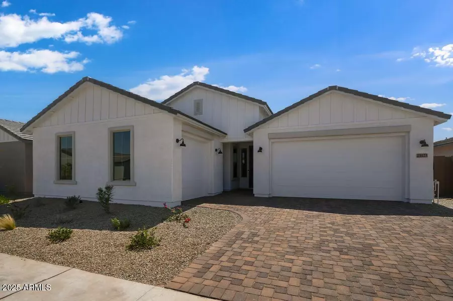 25123 N 171ST Avenue, Surprise, AZ 85387