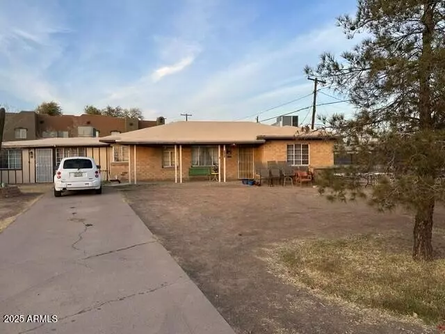1704 W COLTER Street, Phoenix, AZ 85015