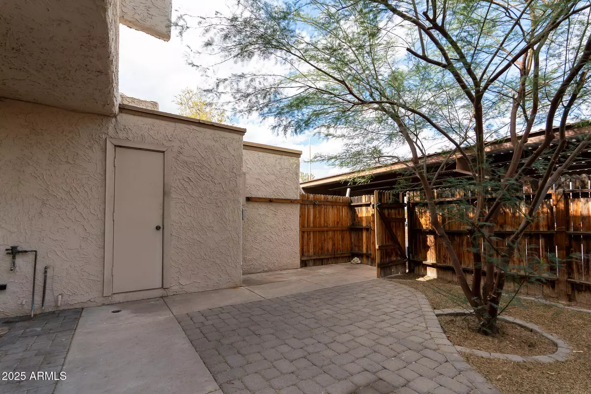 Mesa, AZ 85202,2221 W FARMDALE Avenue #7