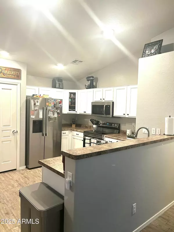Florence, AZ 85132,6774 E SUPERSTITION Way
