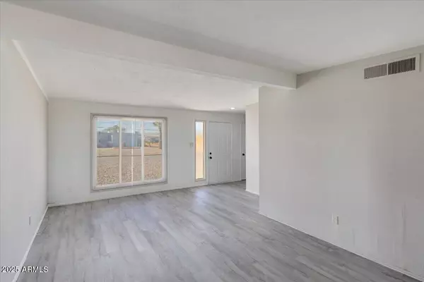 9310 W SANTA CRUZ Boulevard, Arizona City, AZ 85123