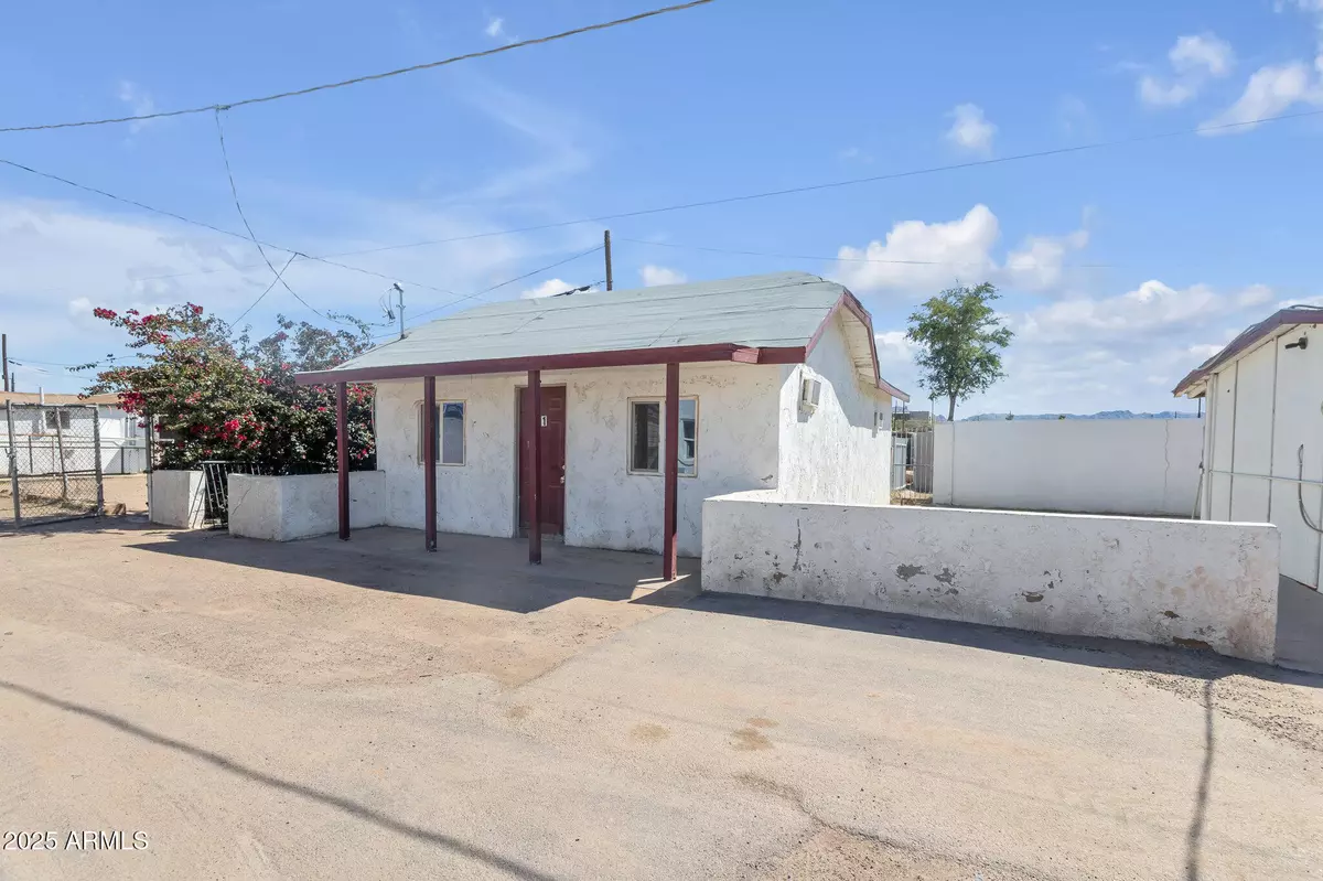 Phoenix, AZ 85041,313 W JONES Avenue