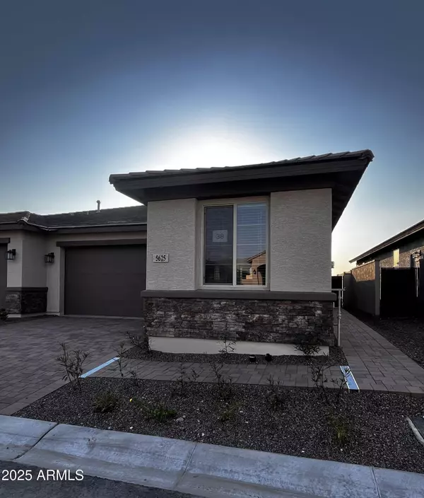 5625 N 205TH Lane, Buckeye, AZ 85396