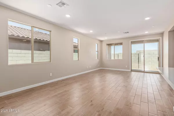 Buckeye, AZ 85396,5633 N 205TH Lane