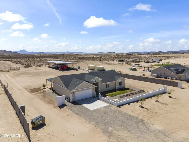 36125 W GLOBE Avenue, Tonopah, AZ 85354