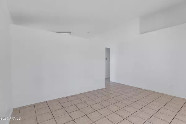 Phoenix, AZ 85043,2847 S 64TH Drive