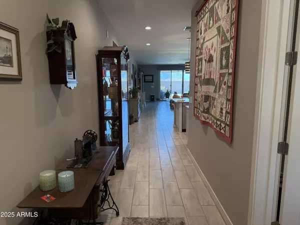 Phoenix, AZ 85043,8027 W Pueblo Avenue