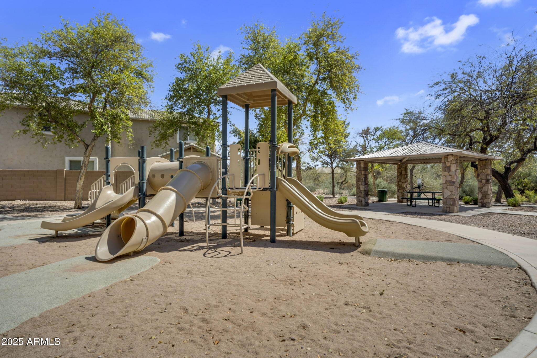Mesa, AZ 85209,10132 E ISLETA Avenue